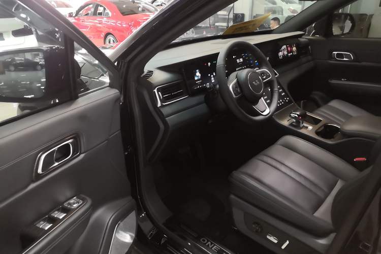 Used Li Auto ONE 2020 Extended-Range 6-Seater Version
