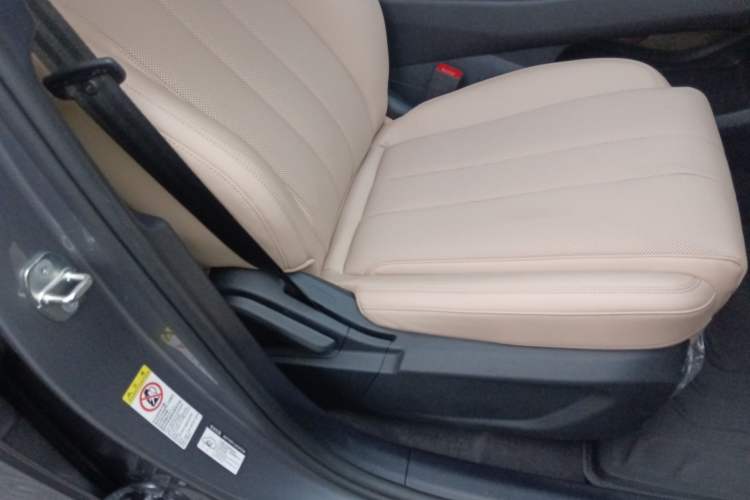 Used BYD Song Pro New Energy 2025 Second-Generation DM-i 75KM Leading Edition
