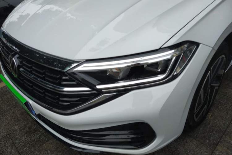 Used Volkswagen Sagitar 2023 200TSI DSG Excellence Edition
