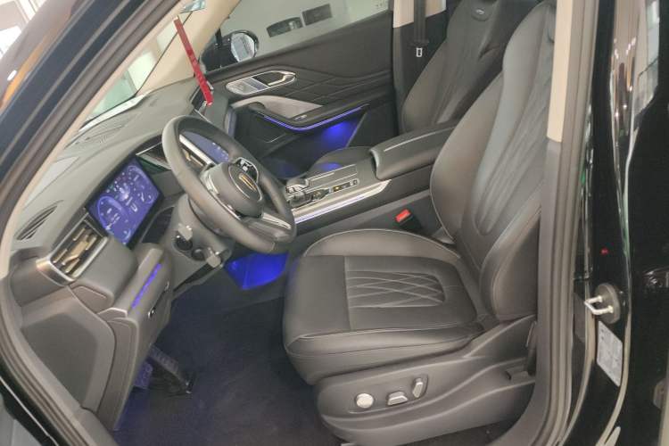 Used Hongqi HS7 PHEV 2024 2.0T PHEV Four-Wheel Drive Flagship Edition 6 Seats
