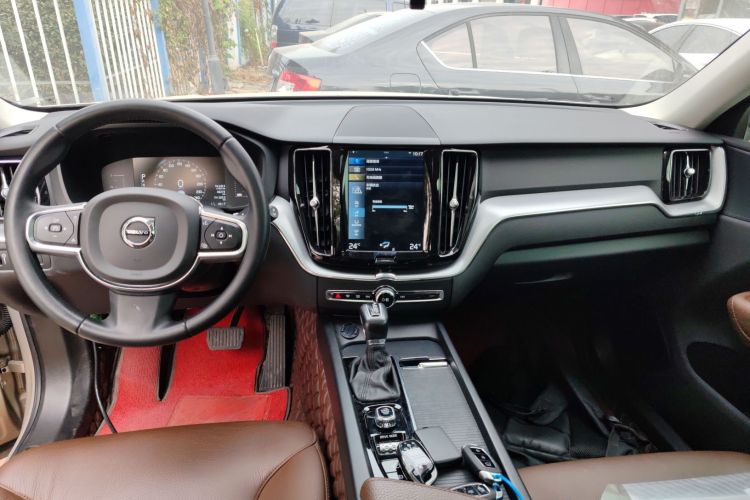 Used Volvo XC60 2020 T5 4x4 Zhiyi Luxury Edition
