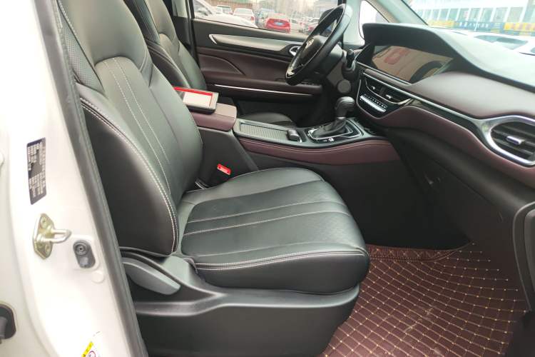 Used GAC Trumpchi M6 2021 270T DCT Luxury Edition (6 Seats)
