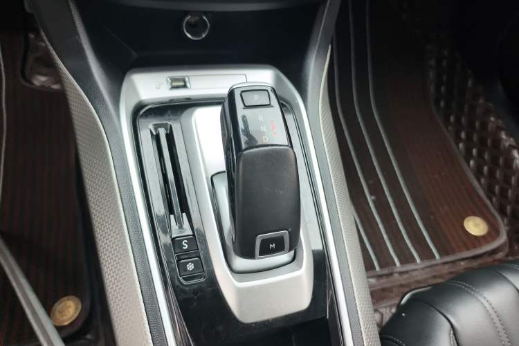 Used Peugeot 408 2019 230THP Automatic Luxury Edition China VI Standard
