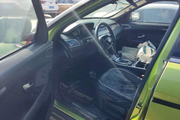 Used Land X7 2016 2.0T Panoramic Deluxe Edition