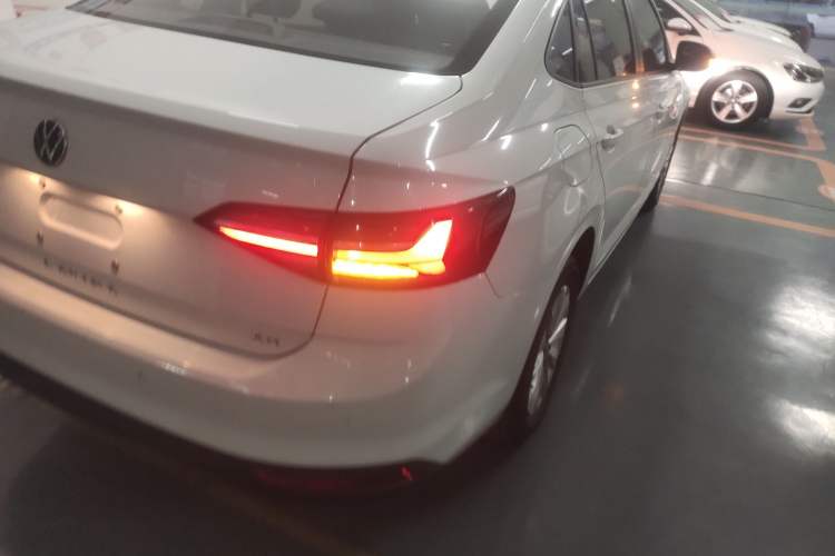 Used Volkswagen Lavida 2023 New Rui 1.5L Automatic New Yi Edition