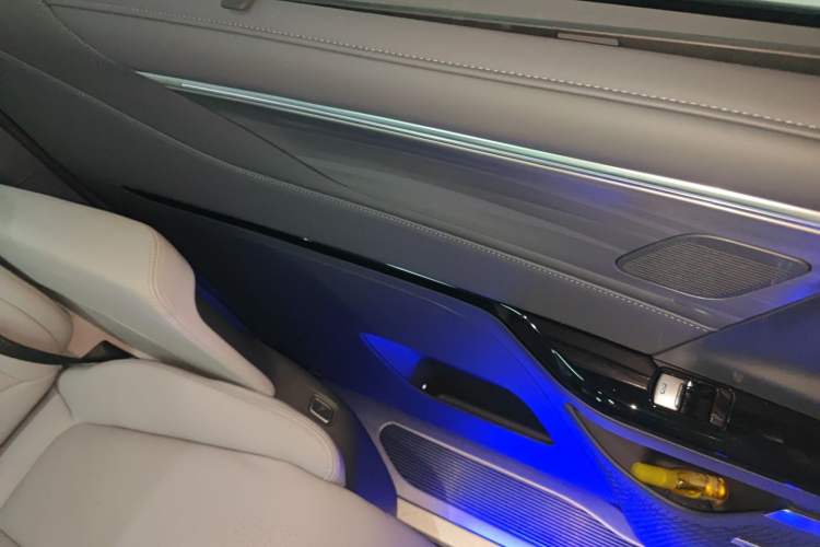 Used Buick GL8 2025 Lu Zun Deluxe Edition