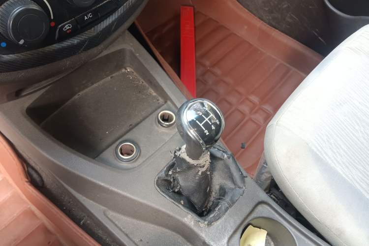 Used Wuling Hongguang 2015 1.2L S Base Model China V Standard
