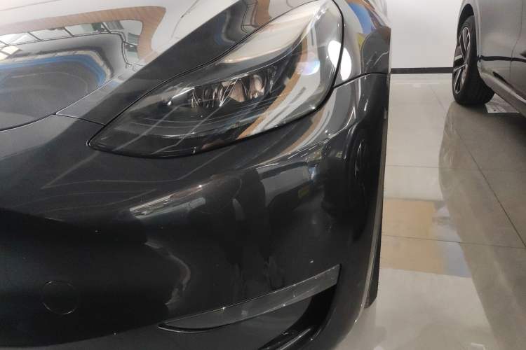 Used Tesla Model Y 2024 Long-Range All-Wheel-Drive Version
