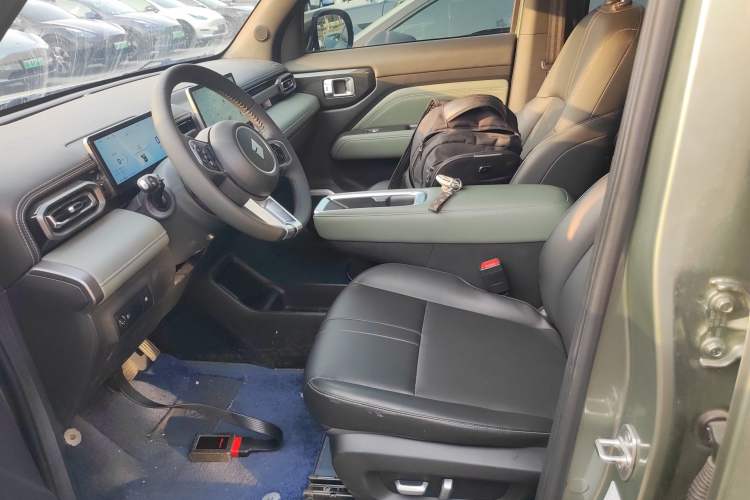 Used Baojun Spark EUV 2024 Prestige Edition 4 Seats