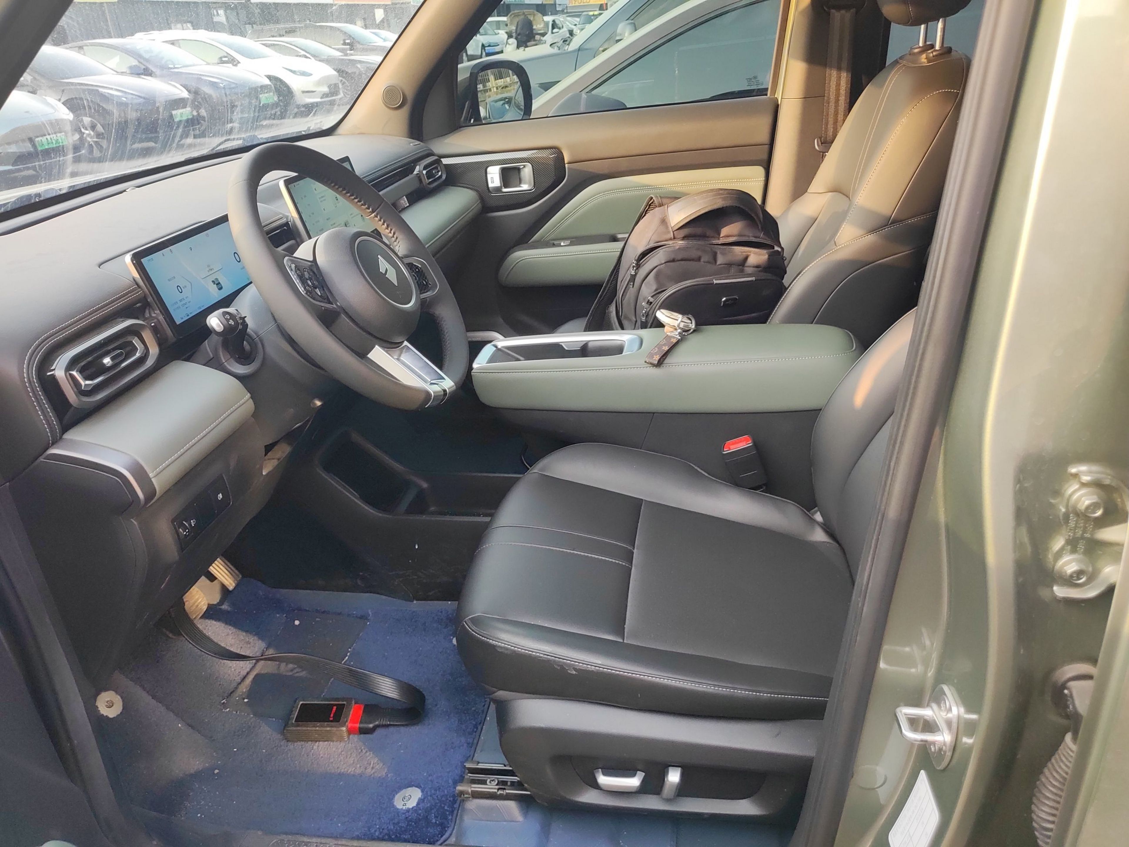 Переднее сиденье в автомобиле