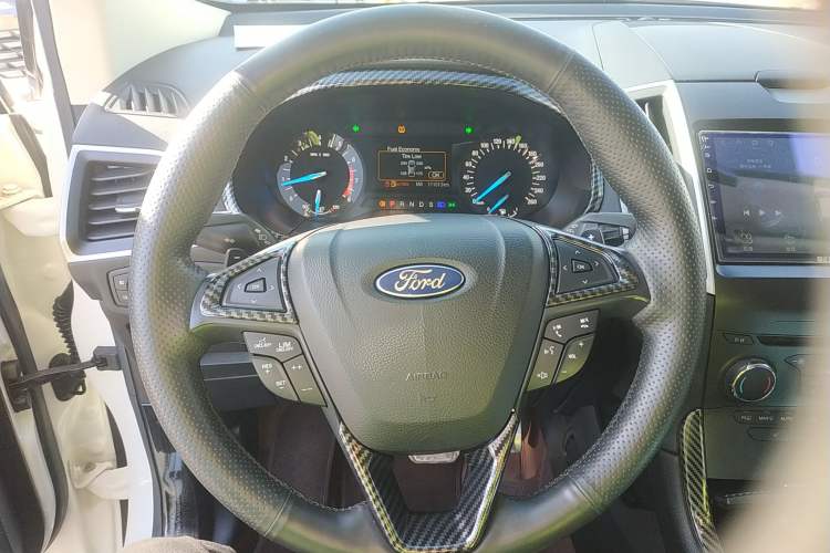 Used Ford Edge 2017 EcoBoost 245 Two-Drive Platinum Edition 5 Seats
