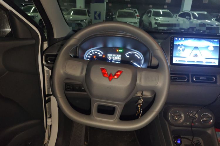 Used Wuling Hongguang New Energy 2024 All-Electric Model 300KM Practical Version
