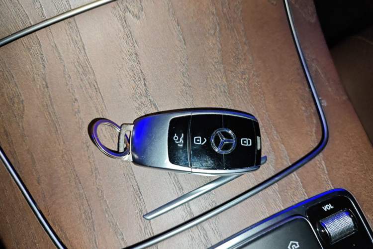 Used Mercedes-Benz E-Class 2020 Facelift E 260 L