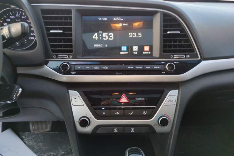 Used Hyundai Elantra 2016 1.6L Automatic ZhiXuan – Elite Version