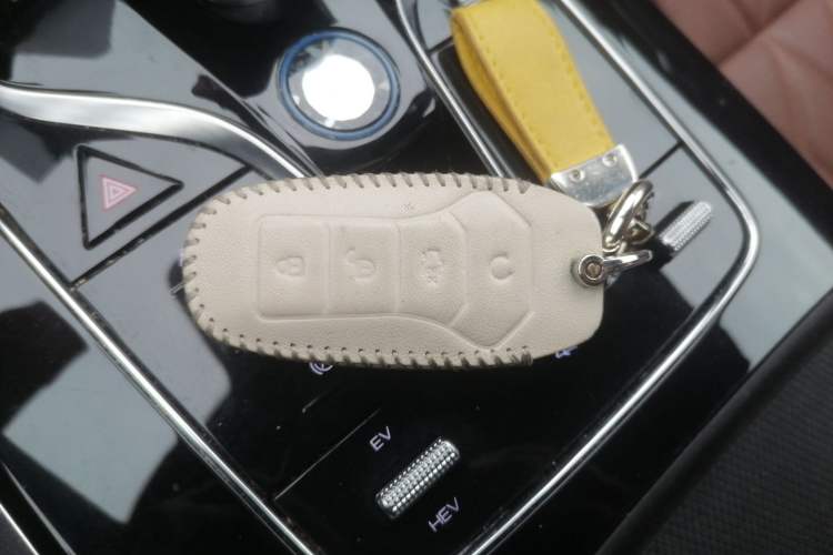 Used BYD Tang New Energy 2021 DM-i 112KM Prestige Model
