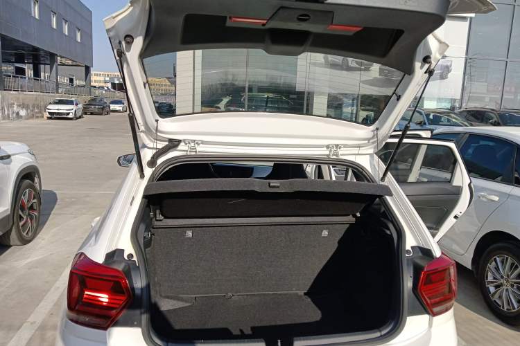 Used Volkswagen Polo 2019 Plus 1.5L Automatic Panoramic Enjoyment Edition
