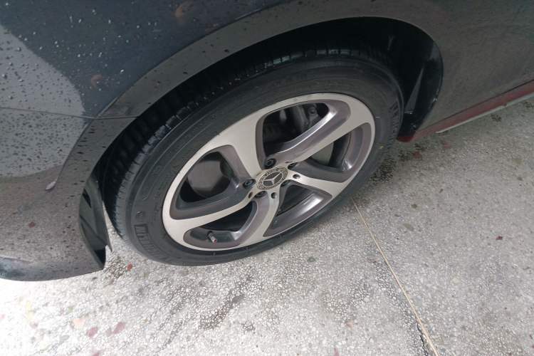 Used Mercedes-Benz E-Class 2019 Restyled E 300 L Sporty and Stylish Edition