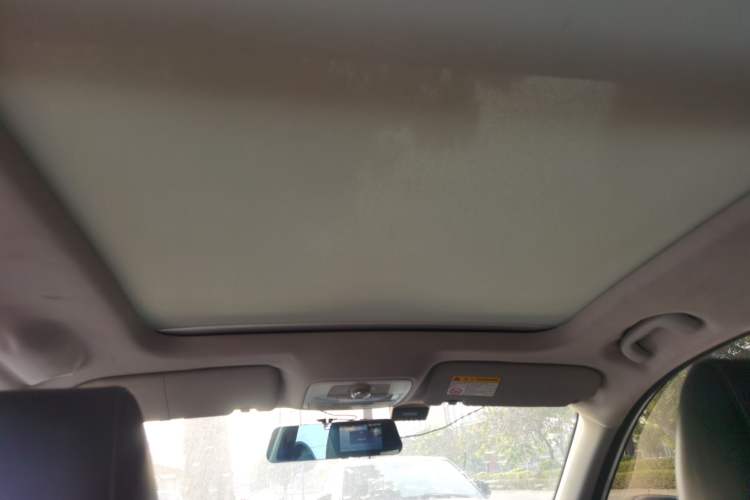 Used MG ZS 2018 1.5L Automatic Luxury Edition China V Standard
