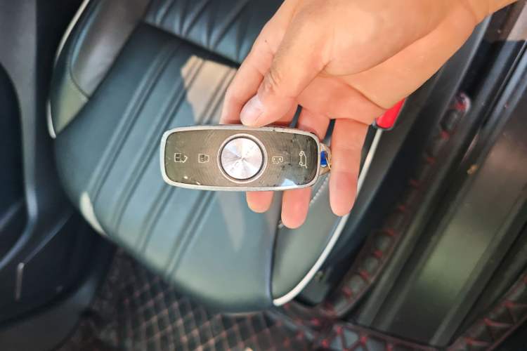 Used Roewe iMAX8 2021 400TGI Supreme Series Lu Zun Edition
