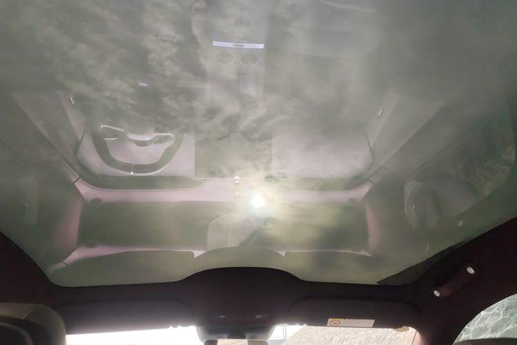 Used  YU7 2025 Ultra-Long Range Rear-Wheel Drive Version
