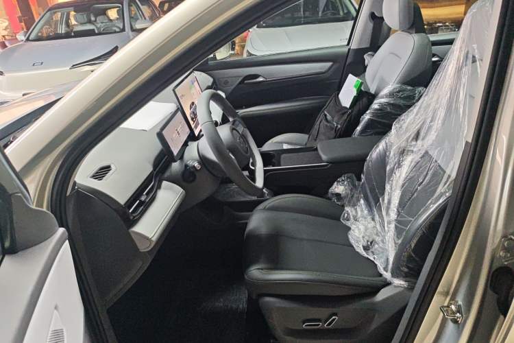 Used Bestune Yueyi 03 2025 565km Enjoy Edition