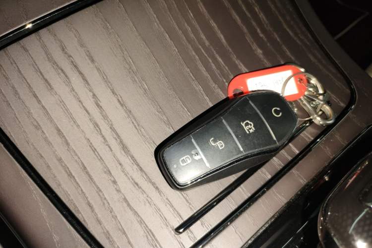 Used BYD Han 2025 EV Intelligent Driving Edition 701KM LiDAR Flagship Model