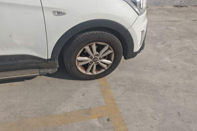 Used Hyundai ix25 2015 1.6L Automatic Two-Wheel Drive Fashionable GS Model