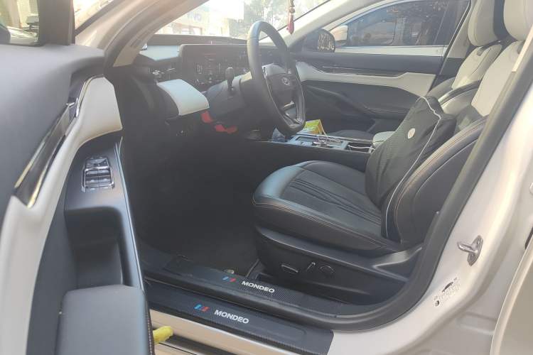 Used Ford Mondeo 2022 EcoBoost 245 Ultimate Model