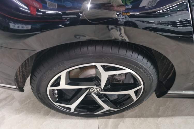 Used Volkswagen Magotan 2023 2 Million Units Commemorative Edition 330TSI DSG Luxury Version
