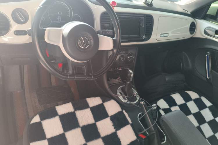 Used Volkswagen Beetle 2015 280TSI
