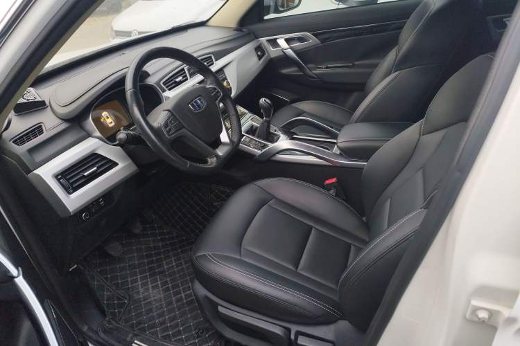 Used Geely Auto Emgrand X7 Sport 2016 2.0L Manual Smart Connect Version
