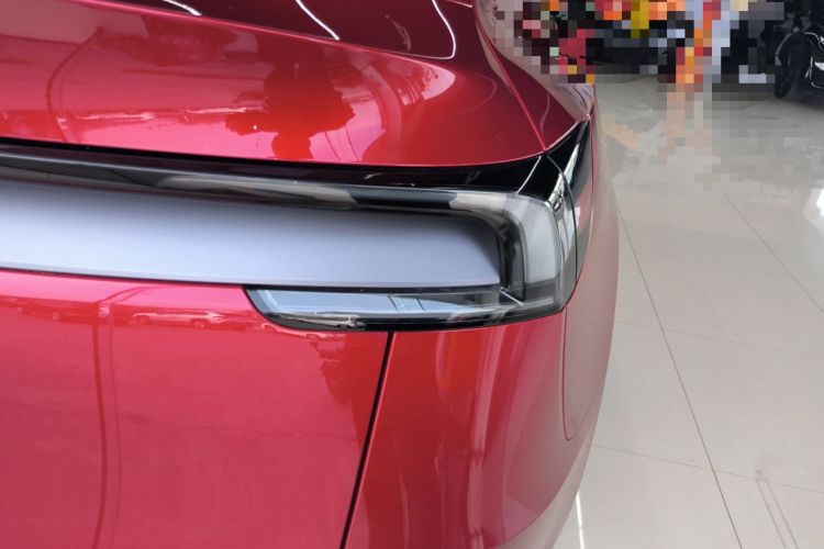 Used Tesla Model Y 2025 Rear-Wheel-Drive Version