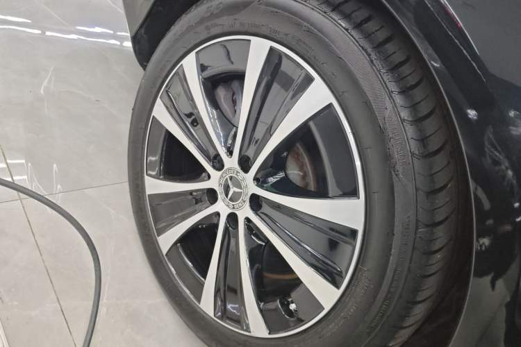 Used Mercedes-Benz E-Class New Energy 2022 Restyled E 350 e L Plug-in Hybrid Sports Sedan
