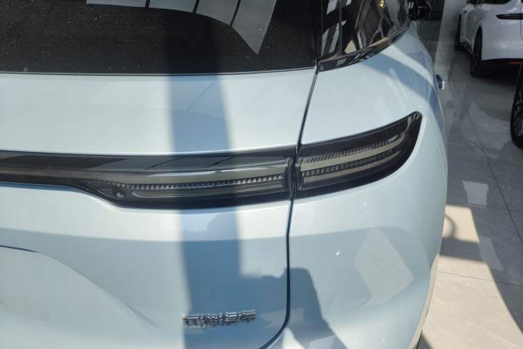 Used Nio ES6 2023 75 kWh
