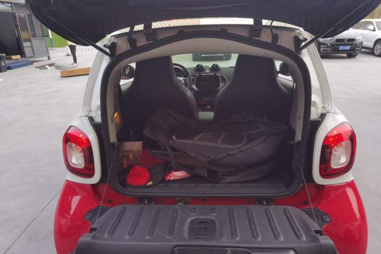 Used  fortwo 2018 1.0L 52kW Hardtop Passion Edition China V Standard
