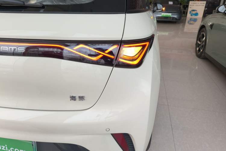 Used BYD Dolphin 2025 420km Free Edition
