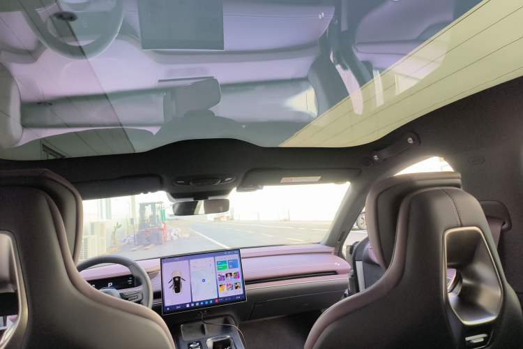 Used  SU7 2024 Rear-Drive Ultra-Long Range Advanced Pro-Level Intelligent Driving Version
