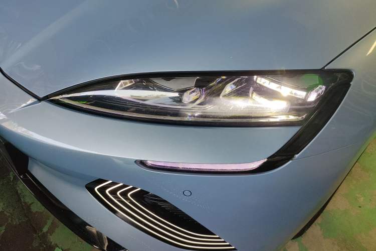 Used BYD Seal 2022 550 km Standard Range Rear-Wheel Drive Prestige Version
