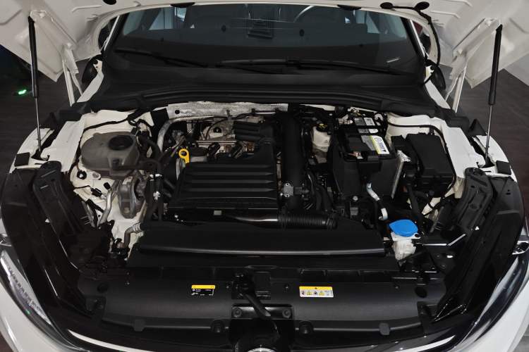 Used Volkswagen Lamando 2022 Lavida L 280TSI DSG Cool & Spicy Edition
