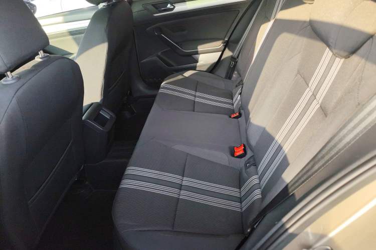 Used Volkswagen Lamando 2018 230TSI DSG Fashion Edition
