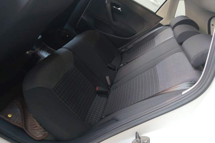 Used Volkswagen Polo 2018 1.5L Automatic Enjoyment Model
