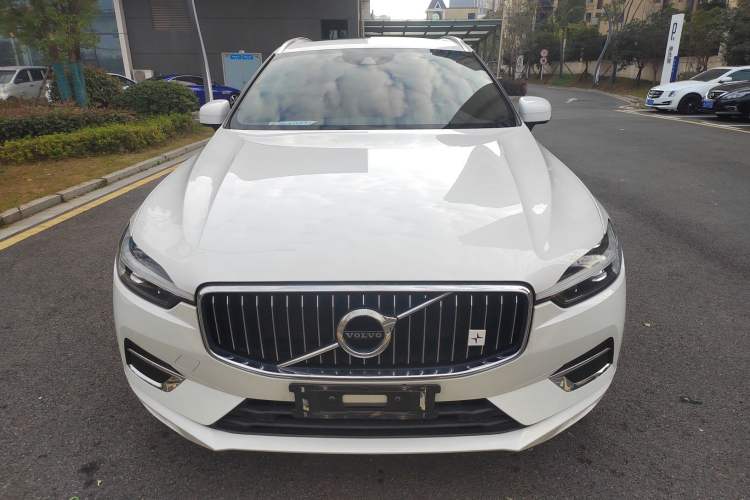 Used Volvo XC60 2021 T5 4x4 Smart Luxury Edition
