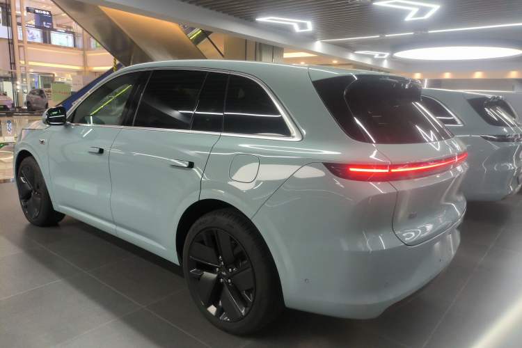 Used Li Auto L6 2025 Pro Smart Refresh Edition