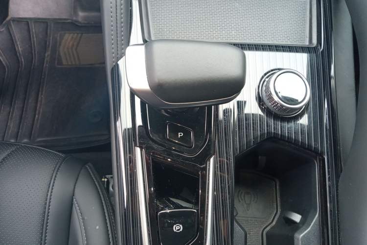 Used Geely Auto Monjaro L 2023 2.0TD High-Power Automatic Two-Wheel Drive Flagship Version
