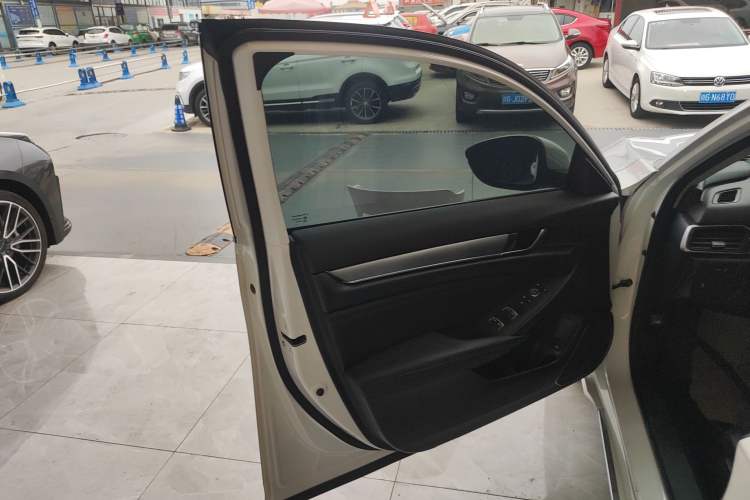 Used Honda Accord 2018 260TURBO Elite Edition China VI
