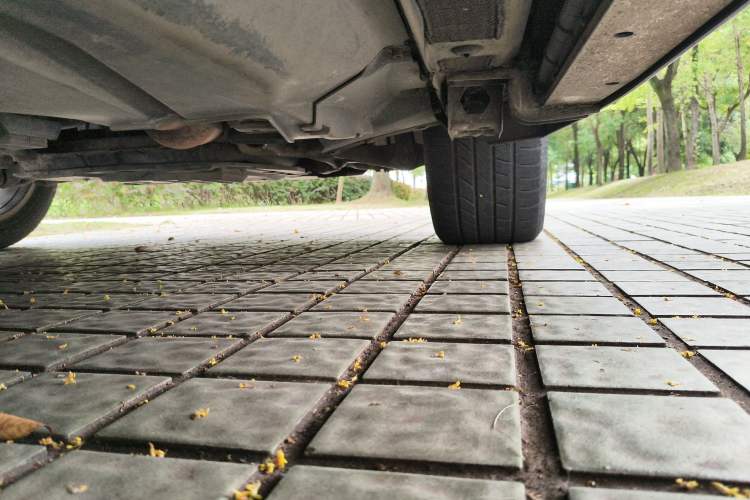 Used Haval H8 2015 2.0T two-wheel drive Comfort trim level
