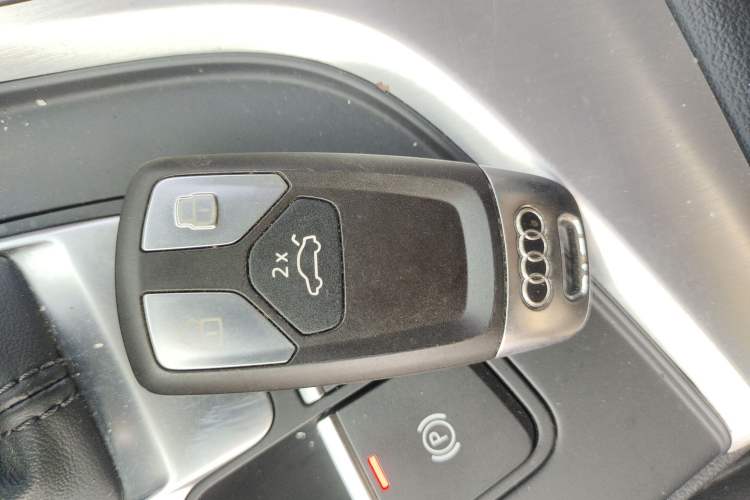 Used Audi A4L 2022 40 TFSI Fashion Dynamic Model