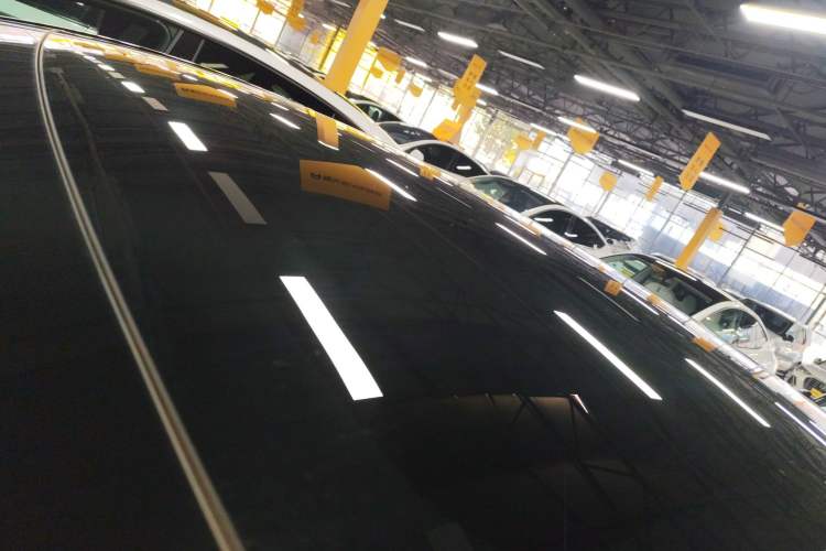 Used Tesla Model Y 2023 Rear-Wheel-Drive Version
