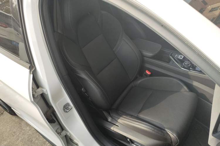 Used Lynk & Co 03 2021 2.0TD Automatic Trendy Champion Edition
