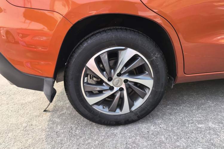 Used BYD Song 2016 2.0TID Automatic Prestige Edition
